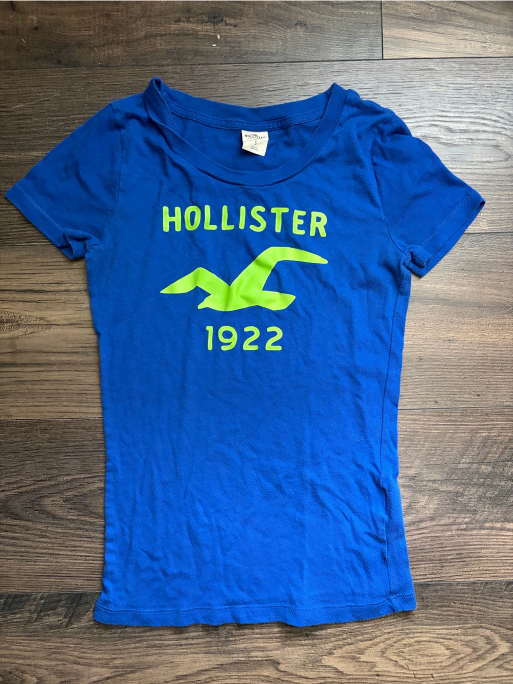 Hollister Royal Blue Short Sleeve Tee with Logo Tag